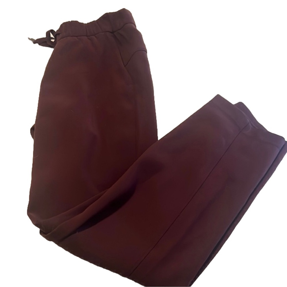 Lululemon maroon joggers size 2